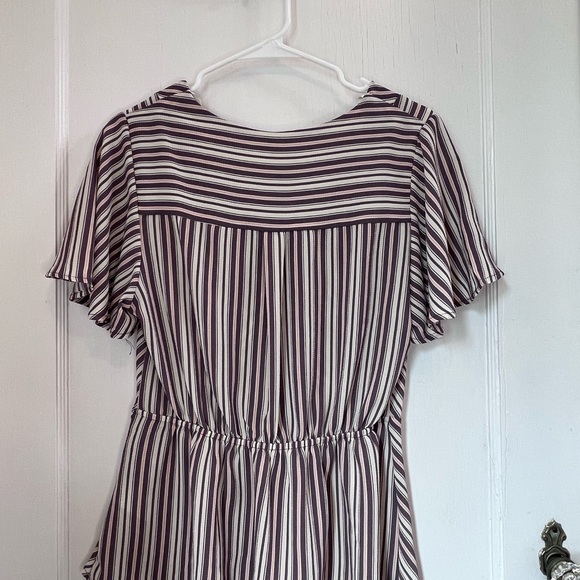 Pink and purple striped top with flare at waist - Picture 2 of 3